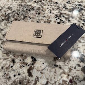 Tommy Hilfiger Wallet